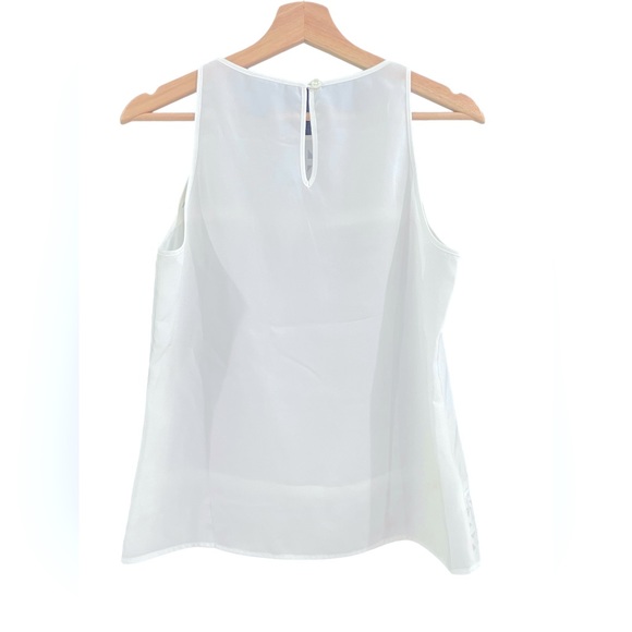 Ann Taylor white sleeveless blouse - Size 4 - Picture 3 of 5